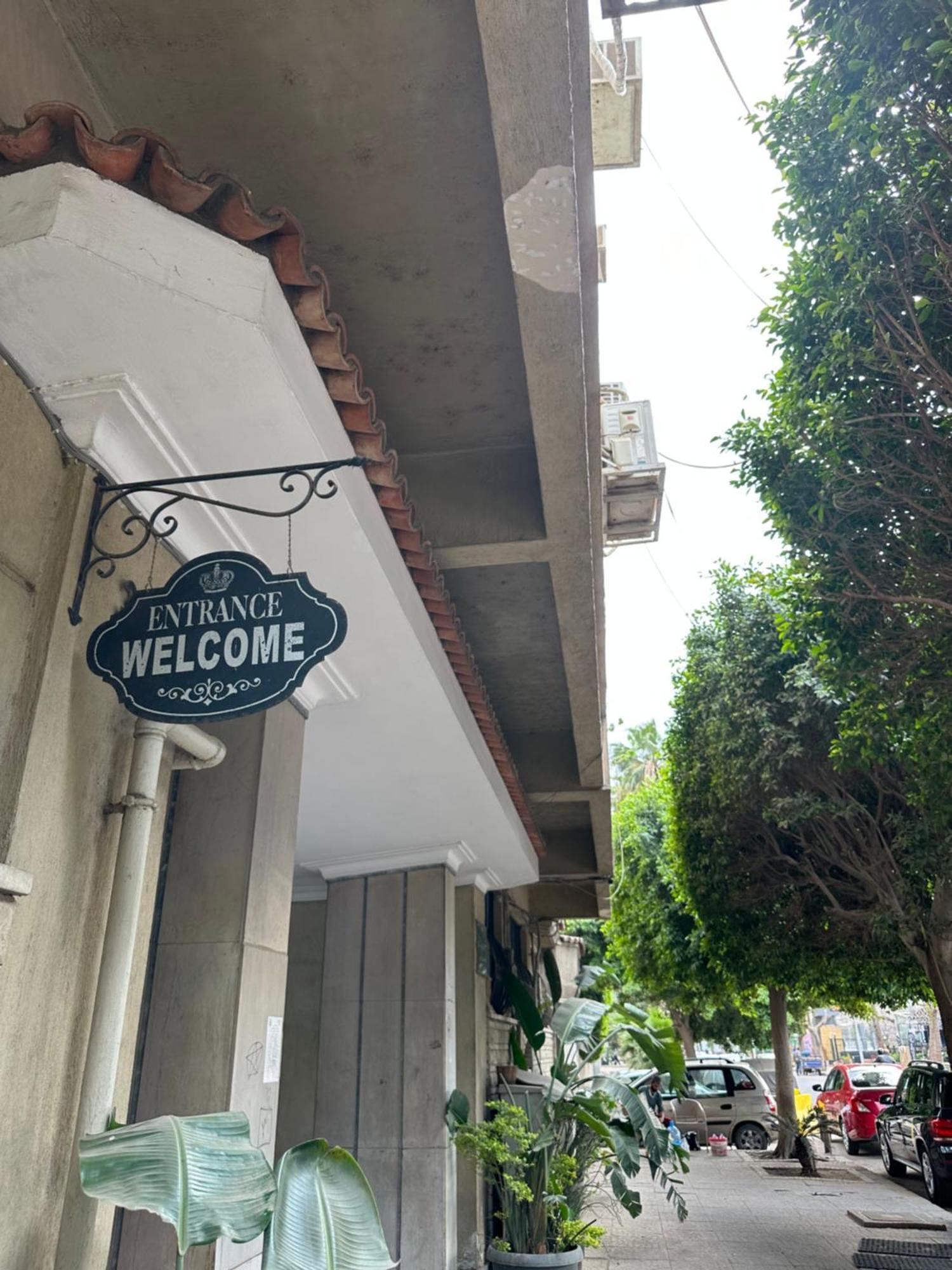 Modern 1-Bedroom Apartment In Zamalek Visits Allowed Cairo Exterior photo